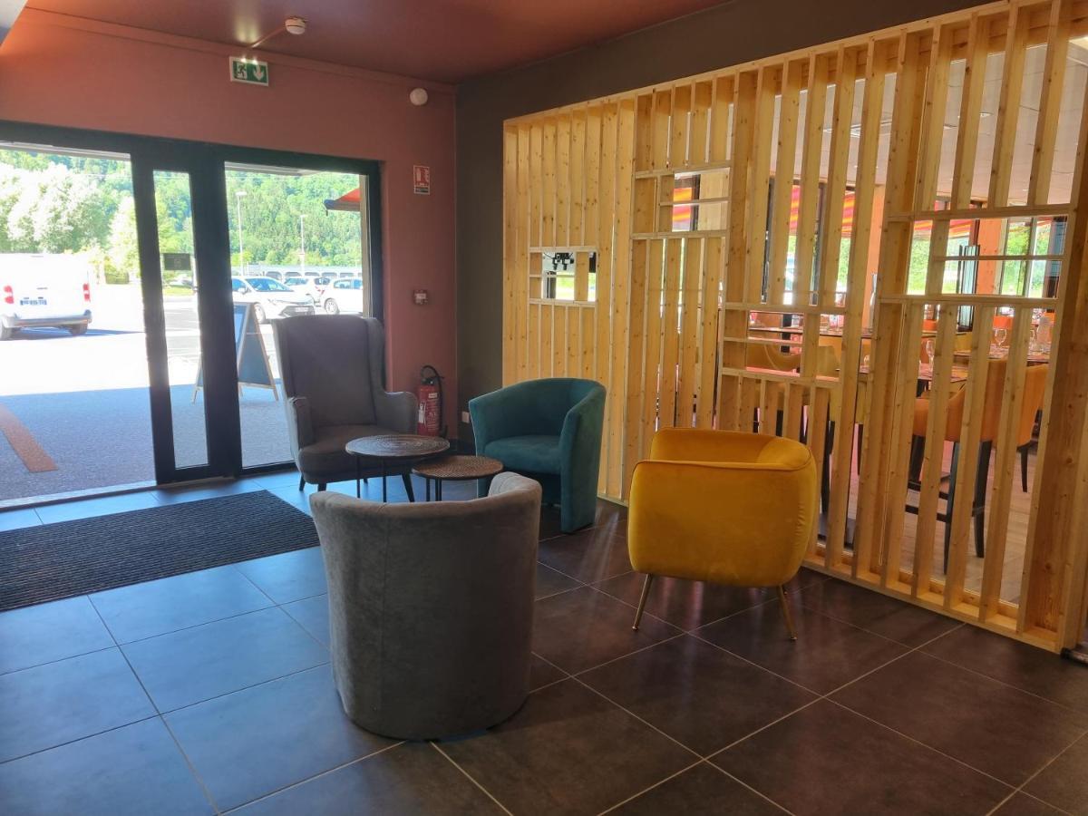Hotel Restaurant Akena Molinges - La Brocatelle แซ็ง-คล็อด ภายนอก รูปภาพ