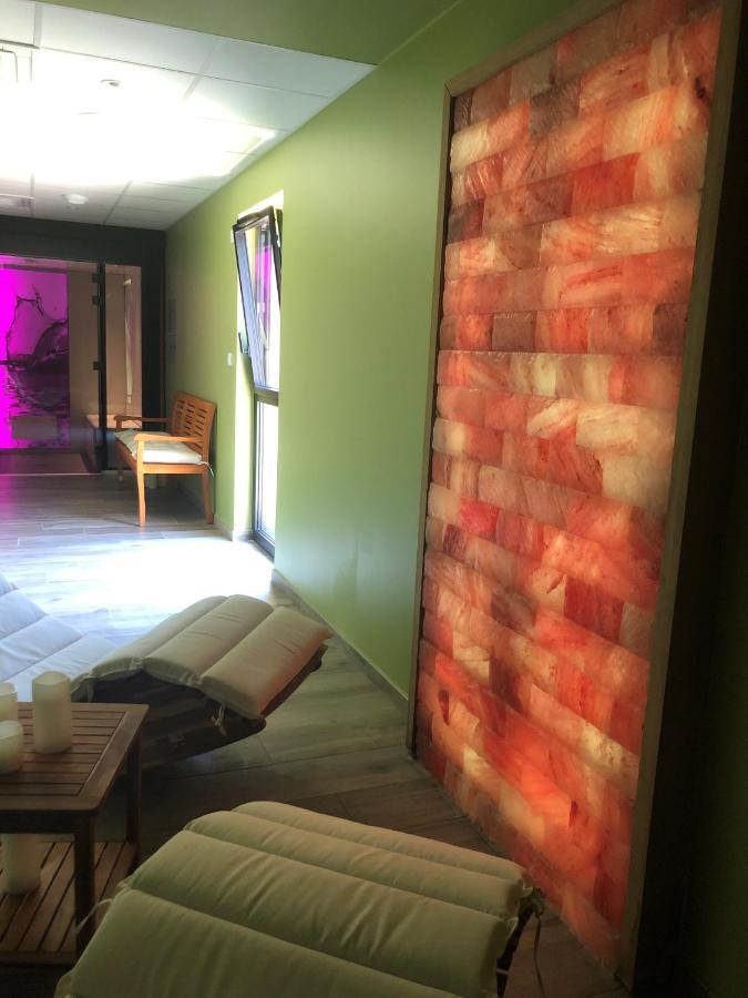 Hotel Restaurant Akena Molinges - La Brocatelle แซ็ง-คล็อด ภายนอก รูปภาพ