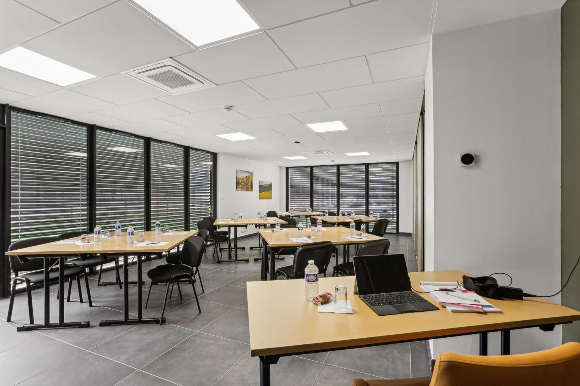 Hotel Restaurant Akena Molinges - La Brocatelle แซ็ง-คล็อด ภายนอก รูปภาพ