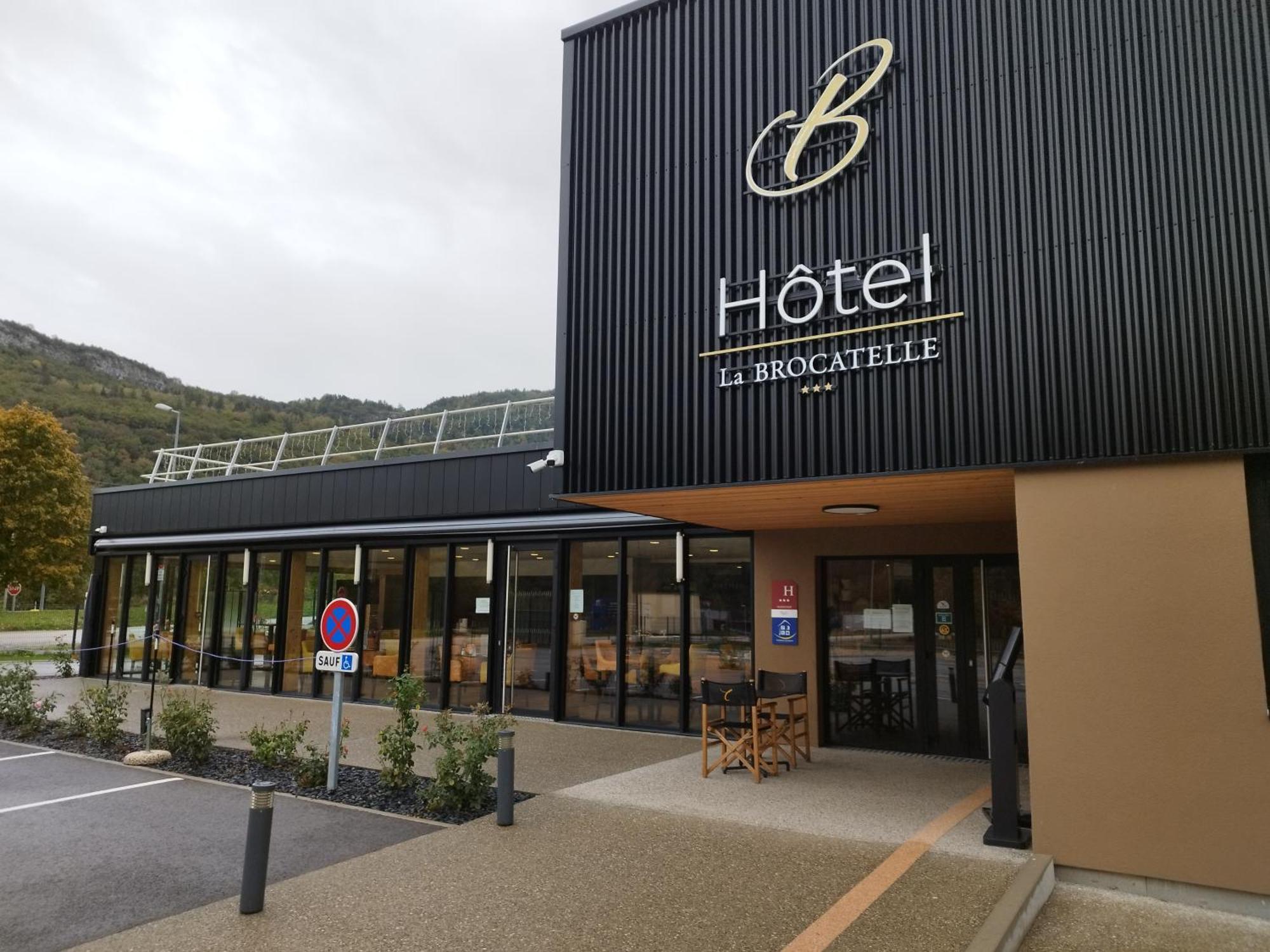 Hotel Restaurant Akena Molinges - La Brocatelle แซ็ง-คล็อด ภายนอก รูปภาพ